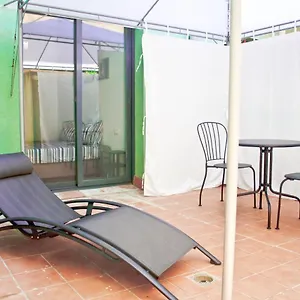 Apartamento Urban Manesa Center With Private Patio